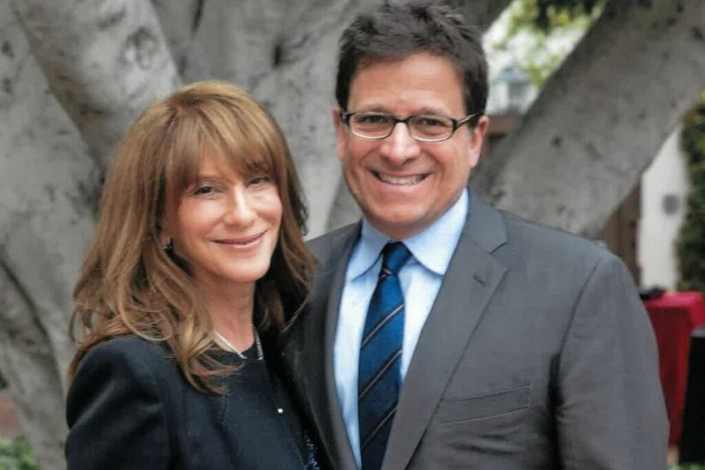 Mark attanasio wife 1 - meet mark attanasio's wife deborah attanasio